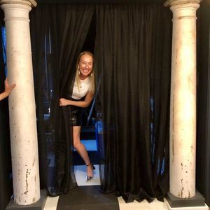 Meet your Posher, Lisa